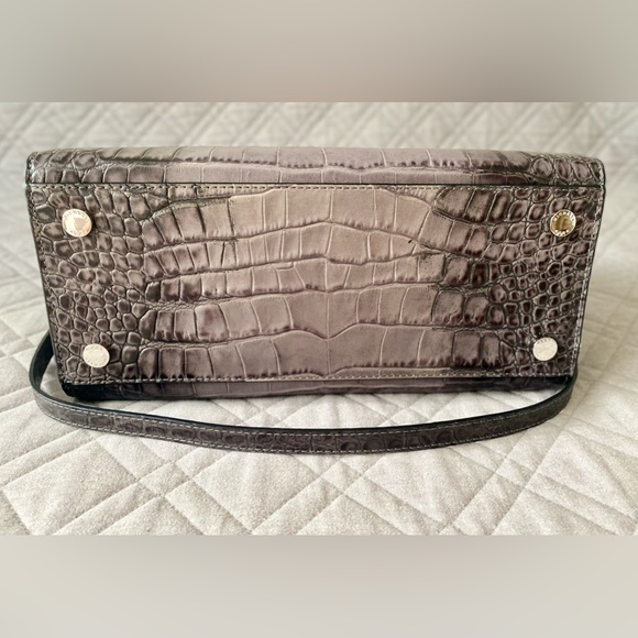 Michael Kors Large Croc Embossed Selma Satchel - Picture 6 of 9